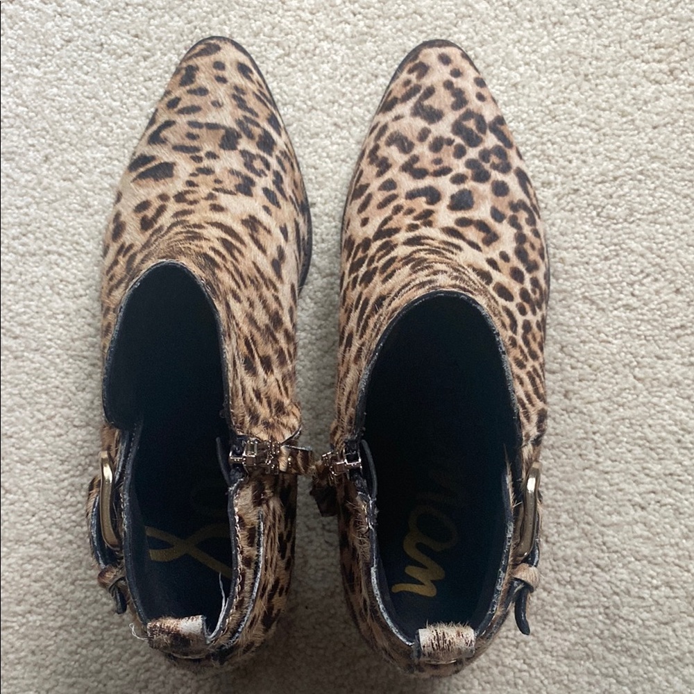 Sam Edelman Women’s Walden Genuine Cow Hair Leopard Print Booties